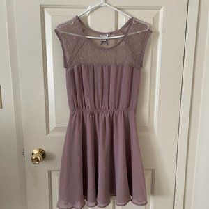 DYNAMITE lace dress Size S
